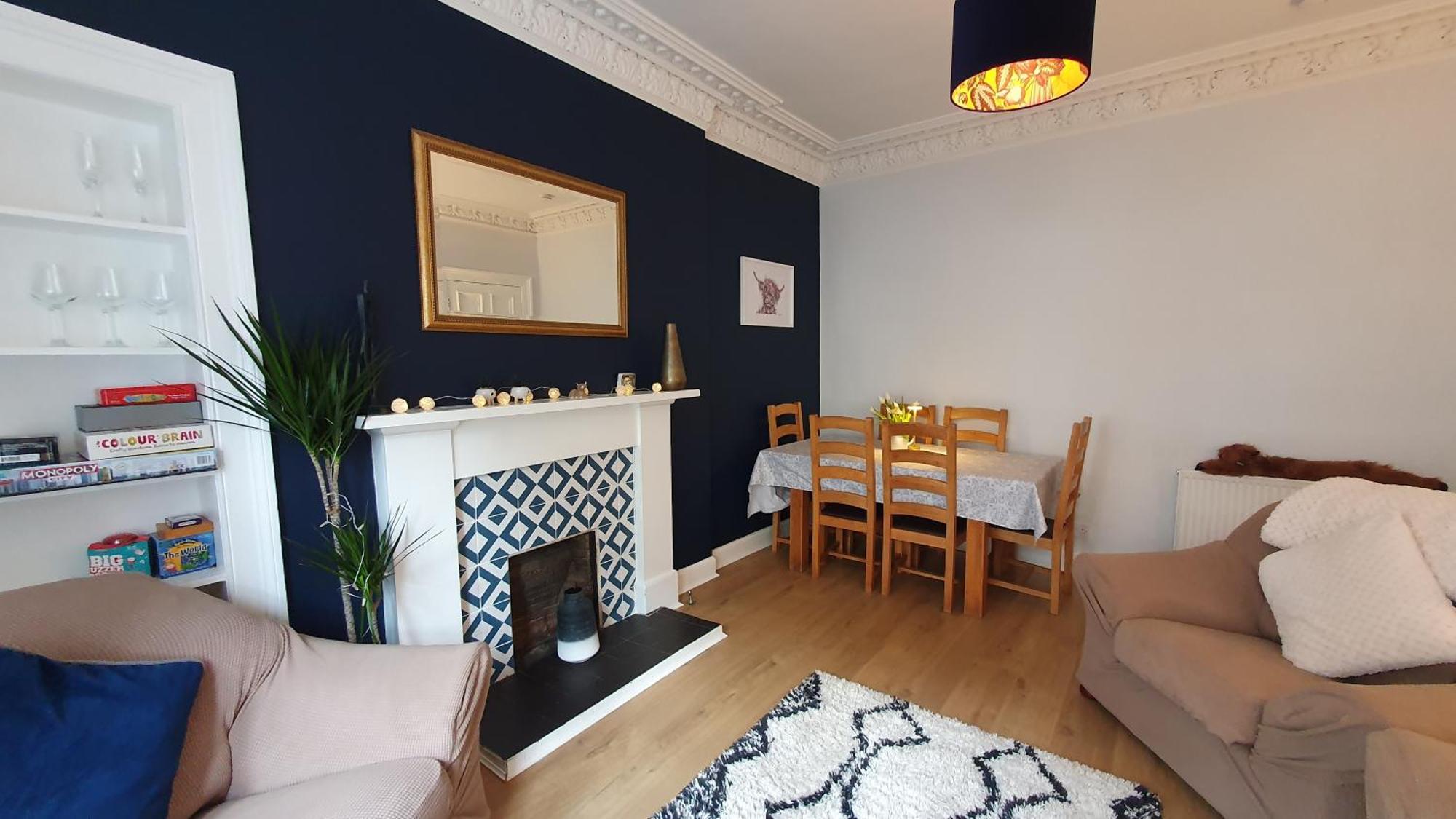 Beautiful Ground Floor Flat Near Haymarket เอดินบะระ ภายนอก รูปภาพ